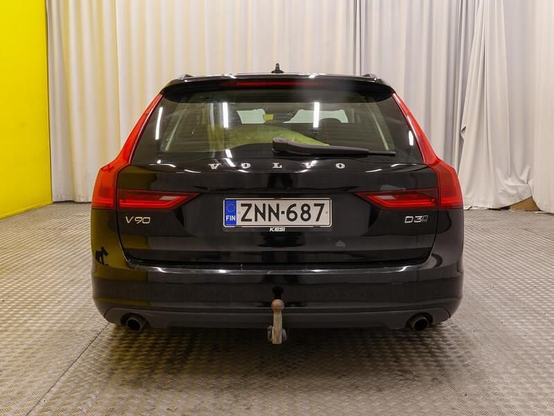 Käytetty Volvo V90 150 HP (110 kW) 2017 Farmari