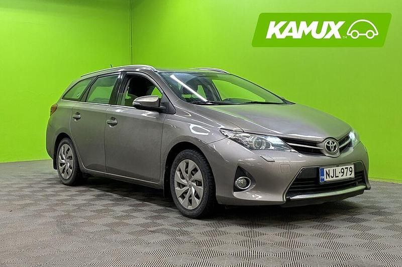 Käytetty 2014 Toyota Auris Touring Sports Active Farmari | 13 870 € (Perustarjous) - Kuva 1/3