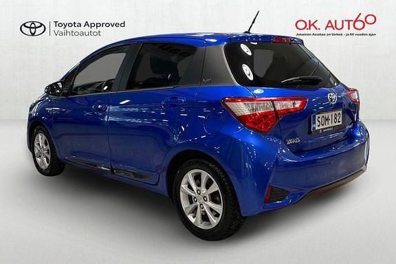 Käytetty Toyota Yaris Edition 72 HP (52 kW) 2020 Sininen Viistoperä