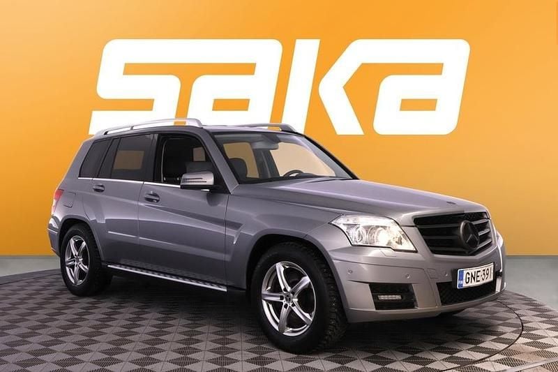 Käytetty Mercedes GLK220 Business 170 HP (125 kW) 2010 Katumaasturi