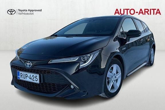 Käytetty Toyota Corolla Active 121 HP (88 kW) 2021 Musta Farmari