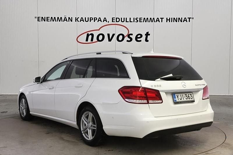 Käytetty Mercedes E300 204 HP (150 kW) 2014 Valkoinen Farmari