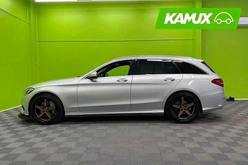 Käytetty Mercedes C250 AMG line 204 HP (150 kW) 2015 Hopea / harmaa Farmari
