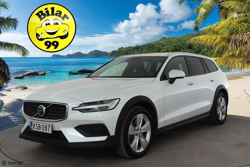 Käytetty Volvo V60 CC Business Edition 197 HP (144 kW) 2023 Farmari