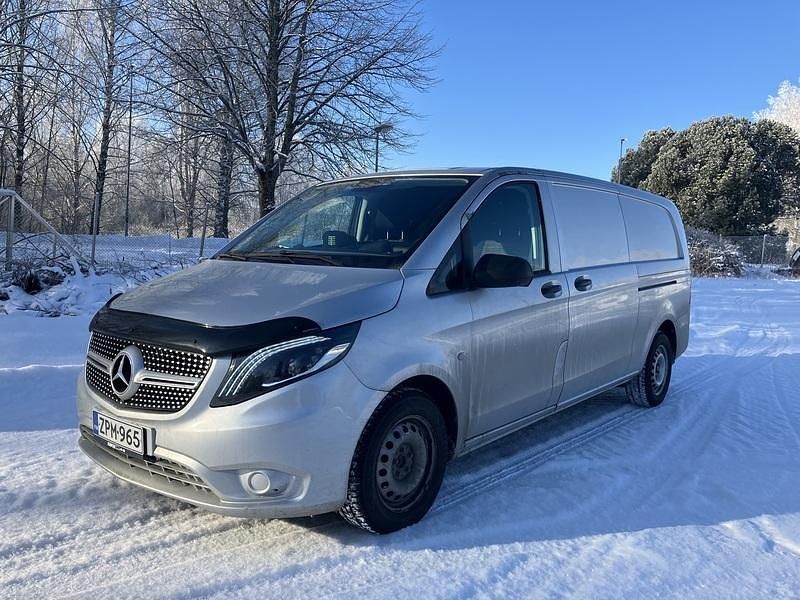 Käytetty Mercedes Vito 163 HP (119 kW) 2019 Van
