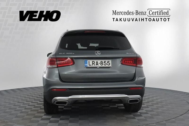 Käytetty Mercedes GLC300e Business 211 HP (155 kW) 2020 Harmaa Katumaasturi