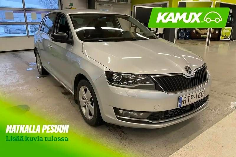 Käytetty Skoda Rapid Style 95 HP (69 kW) 2018 Hopea / harmaa Viistoperä