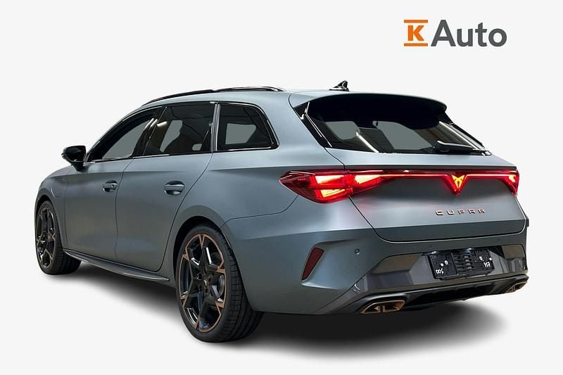 Uusi Cupra Leon VZ 268 HP (197 kW) 2026 Harmaa Farmari