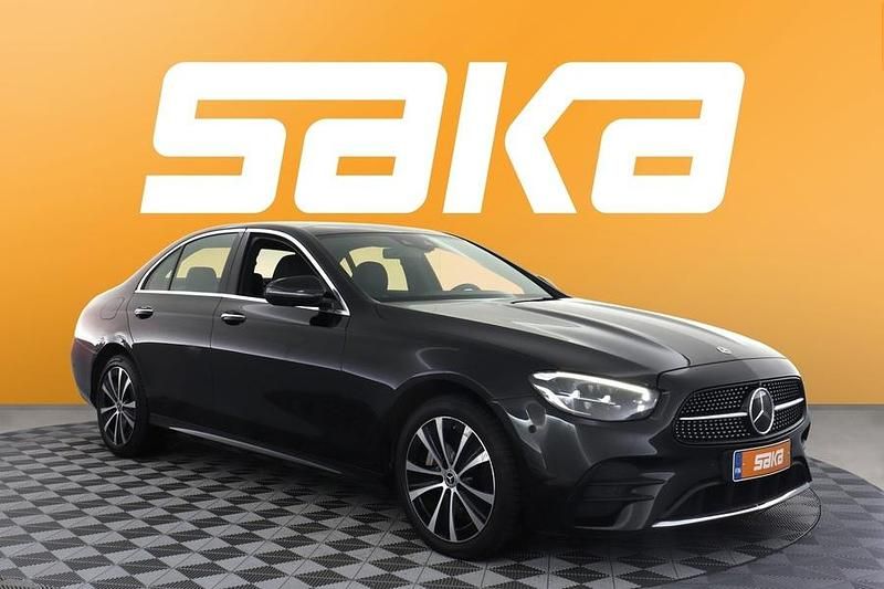 Käytetty Mercedes E300 AMG 313 HP (230 kW) 2023 Sedan