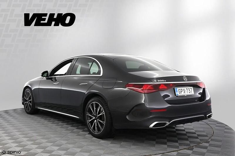 Käytetty Mercedes E300 Advanced 313 HP (230 kW) 2024 Sedan