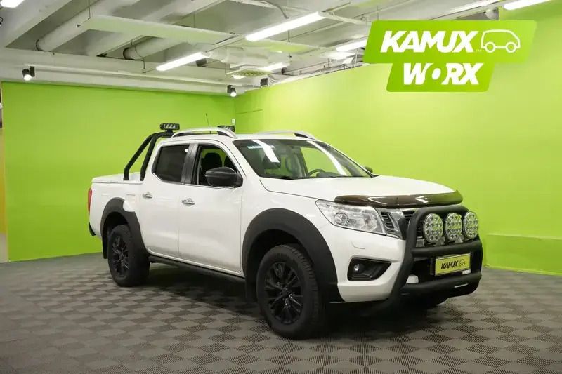 Valkoinen Käytetty 2017 Nissan Navara Tekna Nouto | 29 400 € (Perustarjous) - Kuva 1/4
