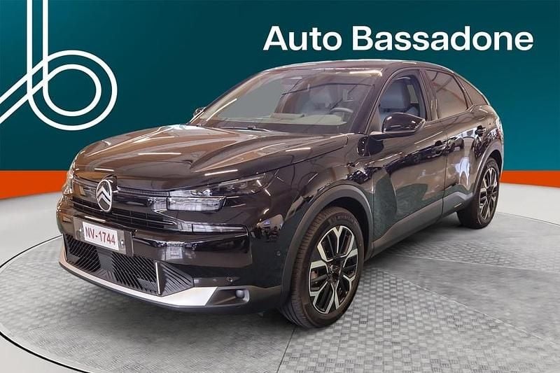 Uusi 2025 Citroën C4 Viistoperä | 28 980 € (Hieman kallis) - Kuva 1/4