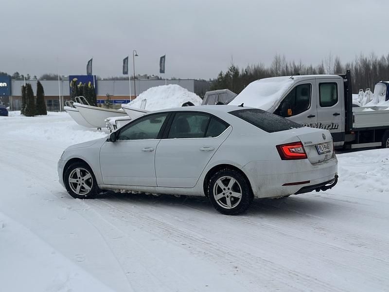 Käytetty Skoda Octavia Style 150 HP (110 kW) 2019 Viistoperä