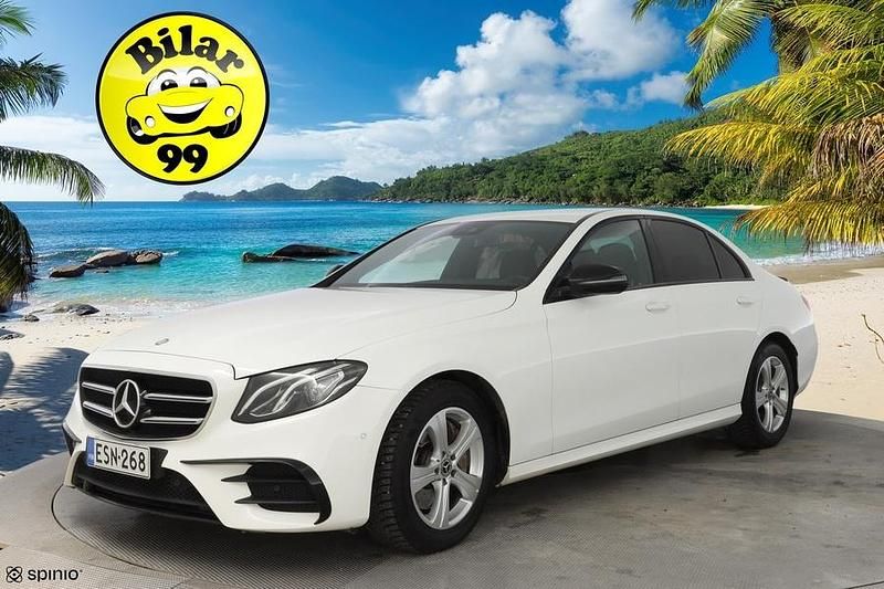 Käytetty Mercedes E220 Business 194 HP (142 kW) 2017 Sedan