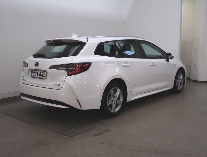 Käytetty Toyota Corolla Active 122 HP (89 kW) 2021 Valkoinen Farmari