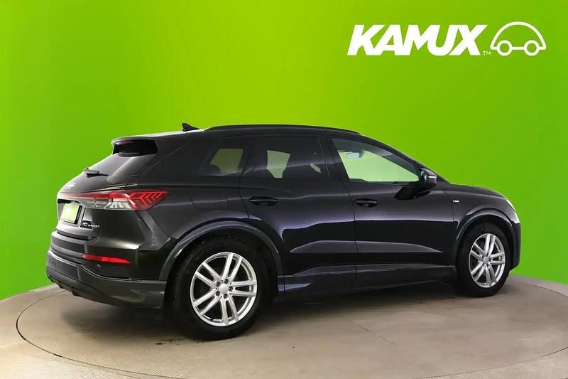 Käytetty Audi Q4 e-tron Basis 150 kW (204 HP) 2023 Musta Katumaasturi