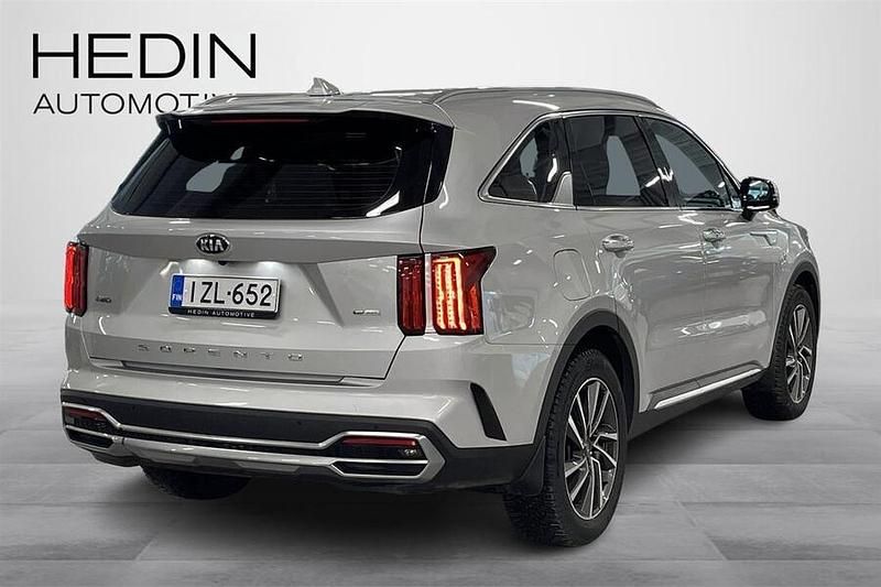 Käytetty Kia Sorento 265 HP (194 kW) 2021 Katumaasturi