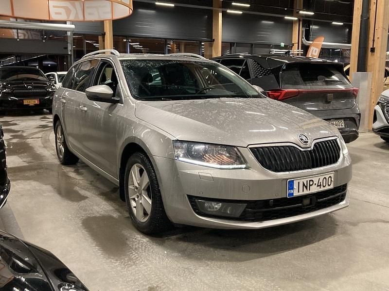 Käytetty 2017 Skoda Octavia Style Farmari | 13 900 € (Hyvä tarjous) - Kuva 1/4