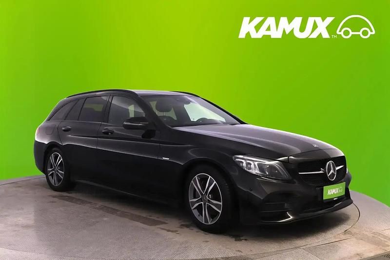 Musta Käytetty 2021 Mercedes C220 AMG Farmari | 26 980 € (Perustarjous) - Kuva 1/4