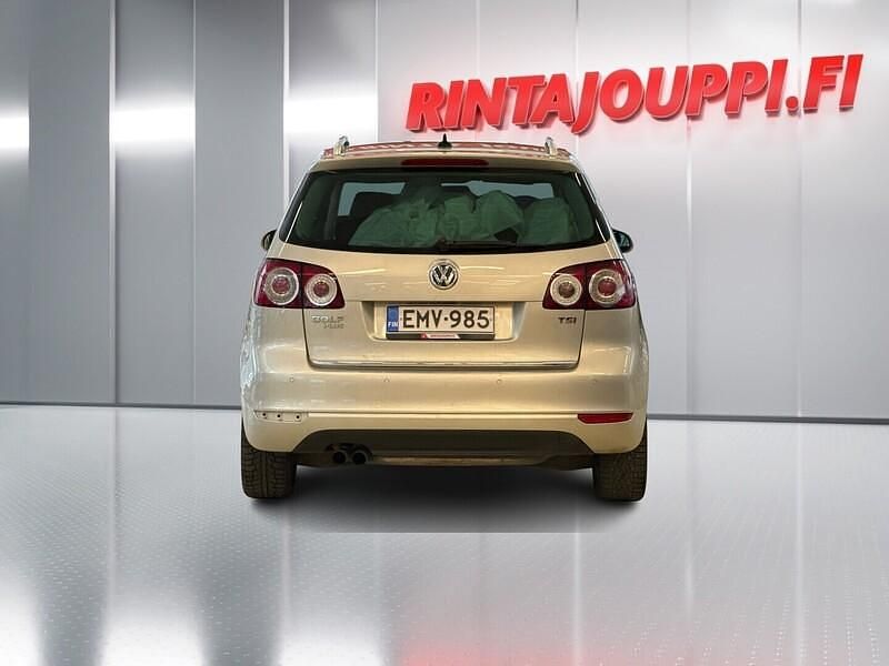 Käytetty VW Golf Plus Cross Highline 122 HP (89 kW) 2014 Tila-auto