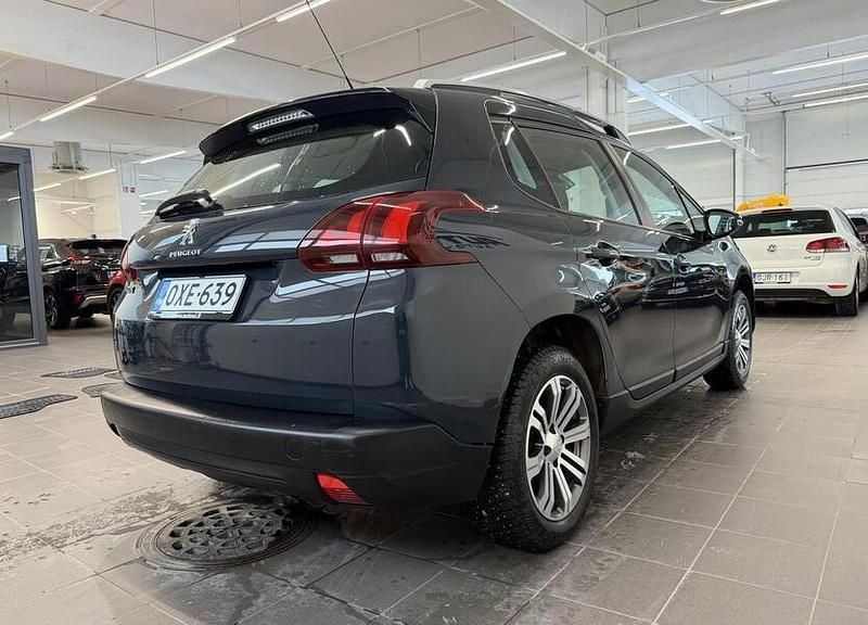 Käytetty Peugeot 2008 82 HP (60 kW) 2018 Harmaa Katumaasturi