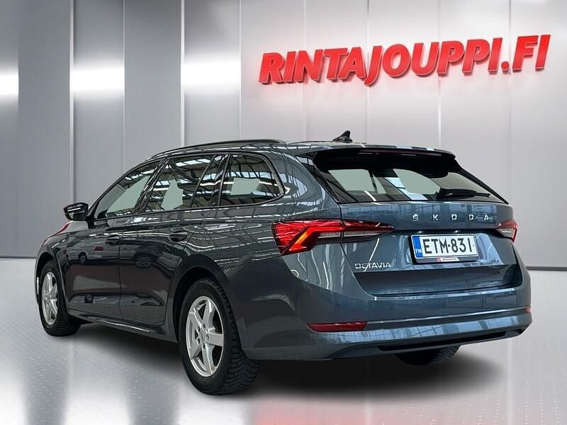 Käytetty Skoda Octavia Ambition 110 HP (80 kW) 2021 Farmari