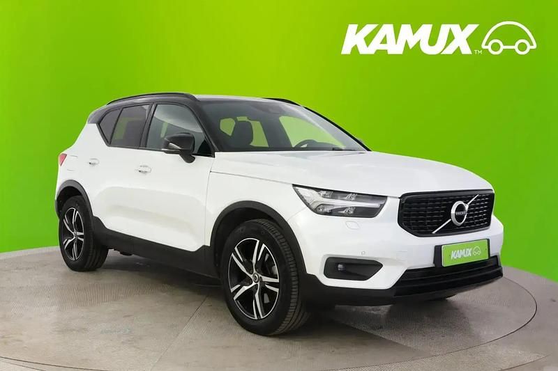 Valkoinen Käytetty 2018 Volvo XC40 R-Design Katumaasturi | 32 890 € (Perustarjous) - Kuva 1/4