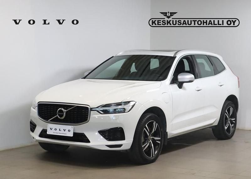 Valkoinen Käytetty 2019 Volvo XC60 R-Design Katumaasturi | 31 900 € (Perustarjous) - Kuva 1/4