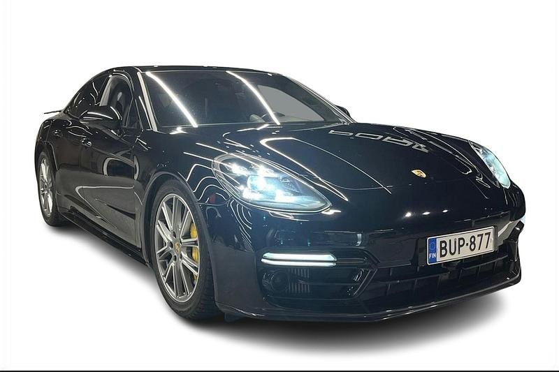 Musta Käytetty 2018 Porsche Panamera Turbo S Sedan | 75 680 € - Kuva 1/4