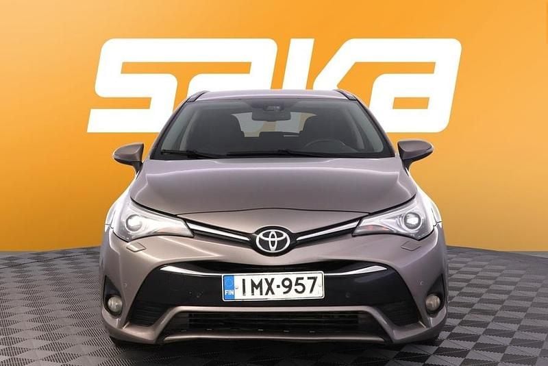 Käytetty Toyota Avensis Active 143 HP (105 kW) 2016 Farmari