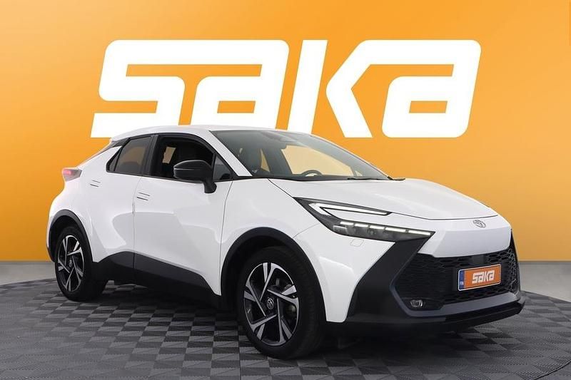 Käytetty 2024 Toyota C-HR Style Katumaasturi | 31 800 € (Hieman kallis) - Kuva 1/3