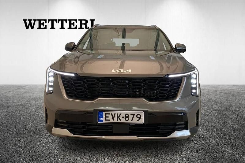 Käytetty Kia Sorento 160 HP (117 kW) 2025 Katumaasturi