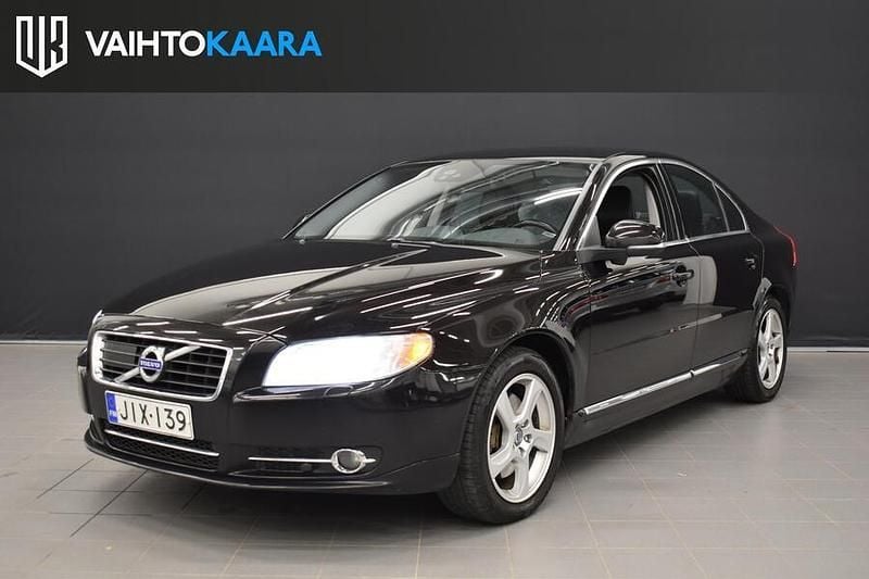 Käytetty Volvo S80 Summum 215 HP (158 kW) 2013 Sedan