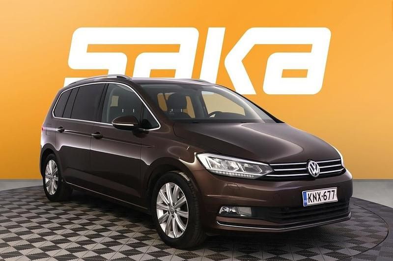 Käytetty 2016 VW Touran Highline Tila-auto | 19 790 € - Kuva 1/3