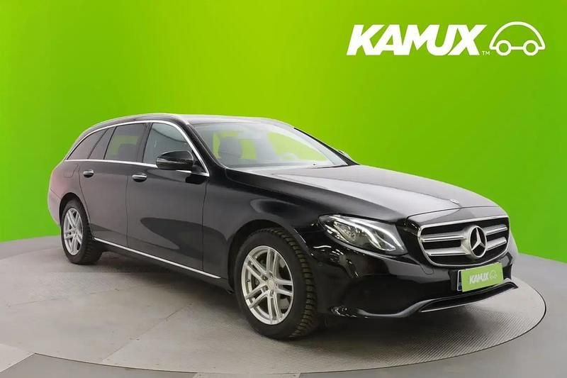 Musta Käytetty 2017 Mercedes E220 Avantgarde Farmari | 23 480 € (Supertarjous) - Kuva 1/4