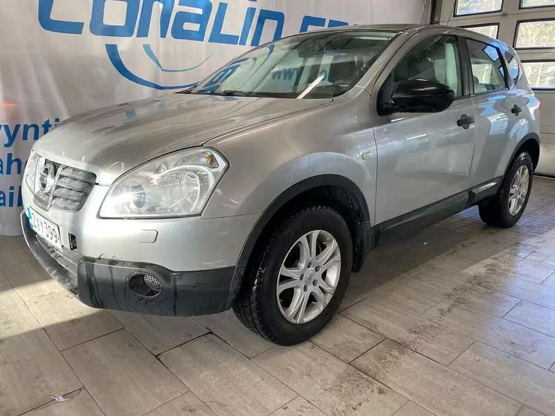 Met. hopea Käytetty 2008 Nissan Qashqai Visia Katumaasturi | 4 290 € (Supertarjous) - Kuva 1/4