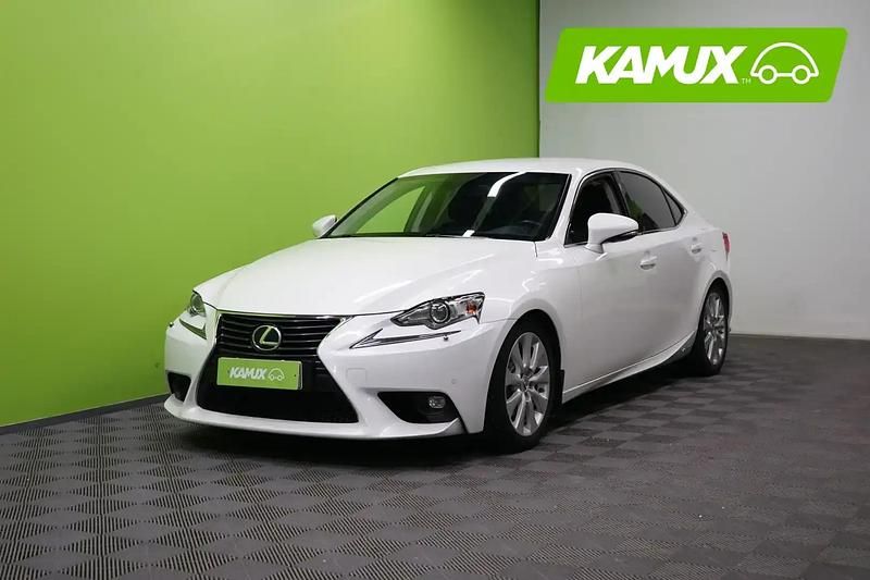 Käytetty Lexus IS300h Executive Line 181 HP (133 kW) 2015 Valkoinen Sedan