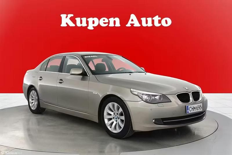 Käytetty BMW 520 177 HP (130 kW) 2009 Ruskea Sedan
