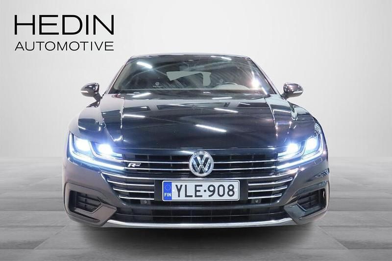 Käytetty VW Arteon Edition 150 HP (110 kW) 2019 Musta Sedan