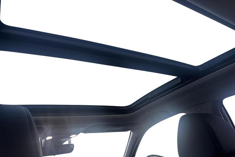 Käytetty Honda Civic Advance 184 HP (135 kW) 2022 Valkoinen Viistoperä