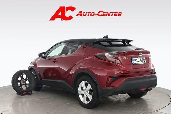 Käytetty Toyota C-HR Edition 122 HP (89 kW) 2019 Punainen Katumaasturi