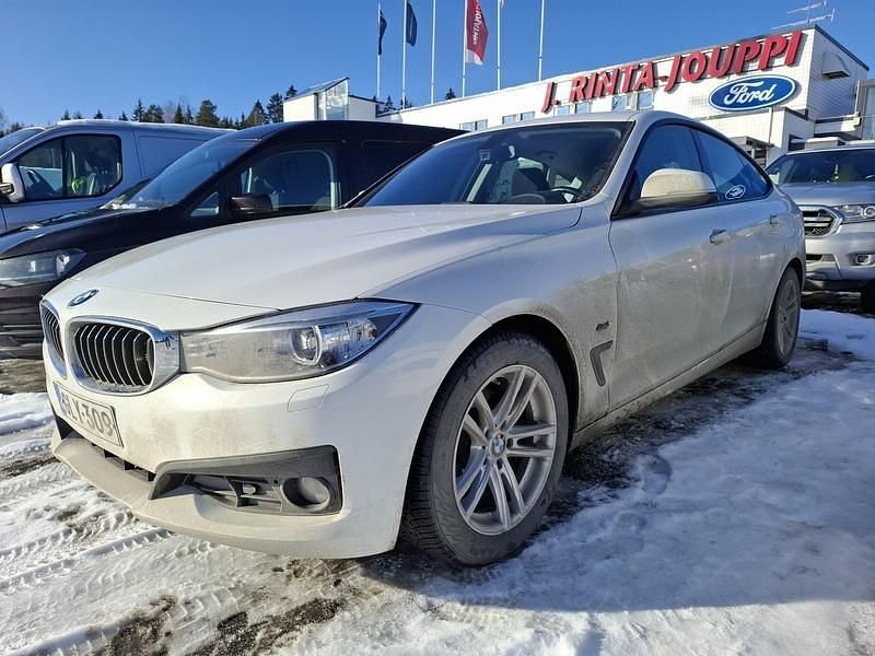 Käytetty BMW 320 Gran Turismo Sport Line 190 HP (139 kW) 2016 Valkoinen Sedan
