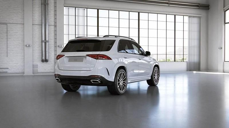 Käytetty Mercedes GLE350 AMG 194 HP (142 kW) 2020 Valkoinen Katumaasturi