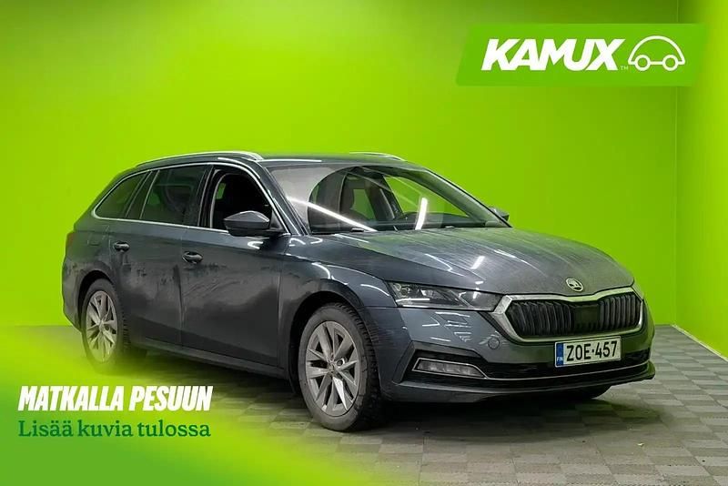 Hopea / harmaa Käytetty 2022 Skoda Octavia Style Farmari | 23 690 € (Perustarjous) - Kuva 1/4