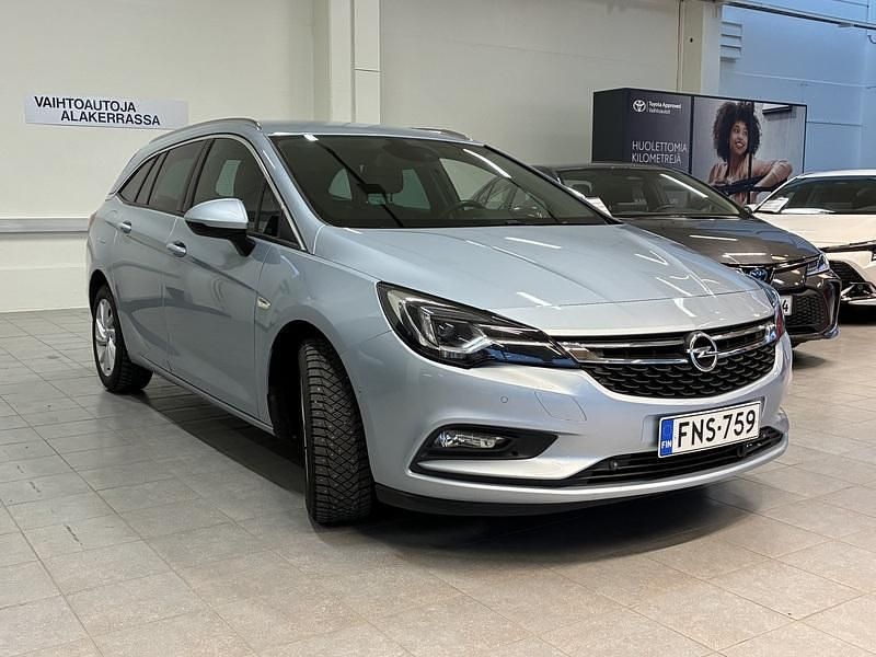 Käytetty Opel Astra Innovation 150 HP (110 kW) 2019 Hopea Farmari