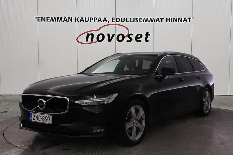 Musta Käytetty 2017 Volvo V90 Momentum Farmari | 20 770 € (Hyvä tarjous) - Kuva 1/4