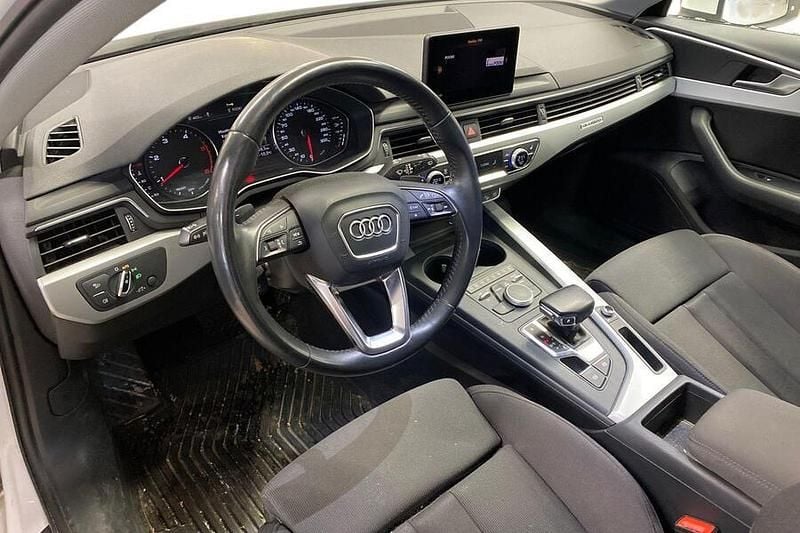 Käytetty Audi A4 Allroad Business 163 HP (119 kW) 2018 Farmari