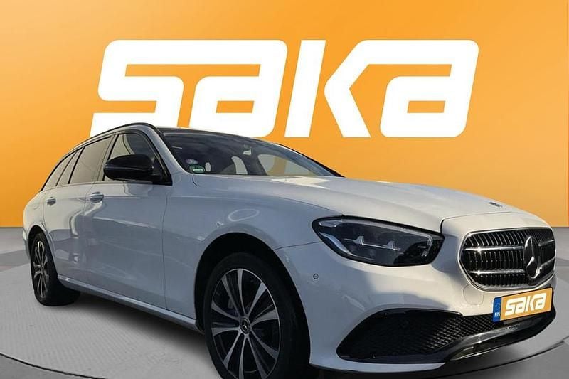 Käytetty Mercedes E300 Avantgarde 306 HP (225 kW) 2023 Farmari