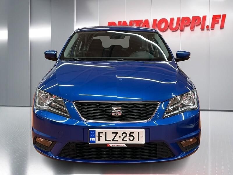 Käytetty Seat Toledo Reference 110 HP (80 kW) 2016 Punainen Sedan