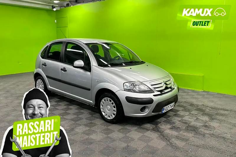 Hopea / harmaa Käytetty 2010 Citroën C3 Sedan | 1 350 € (Kallis) - Kuva 1/4